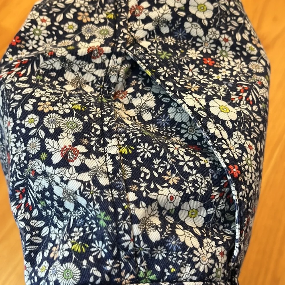 J.Crew liberty art fabric shorts size 2 blue floral Meadow print